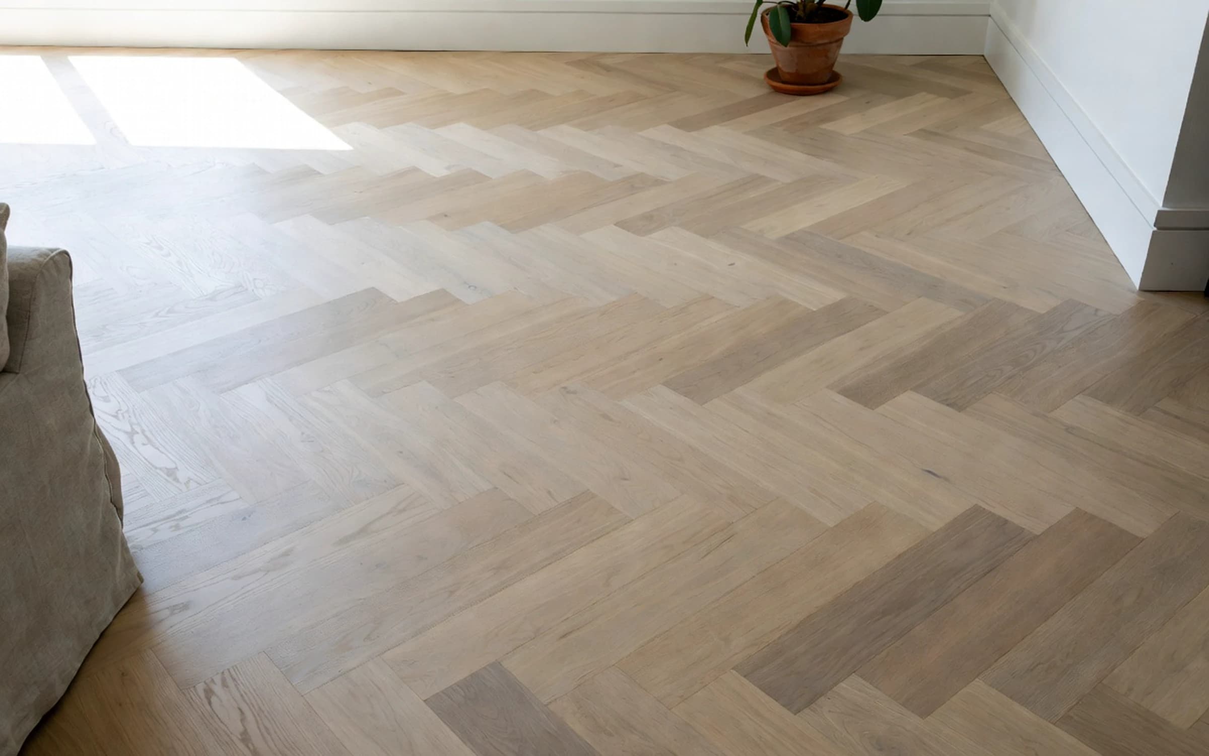White Oak — Herringbone — White Oak, Herringbone